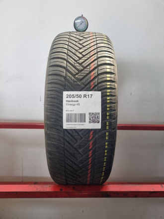 Gomma usata Hankook Kinergy 4S 205/50 R17