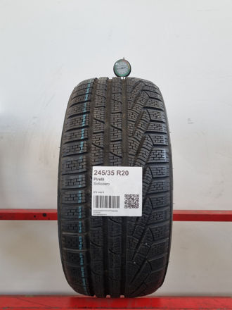 Gomma usata Pirelli Sottozero 245/35 R20 Invernale