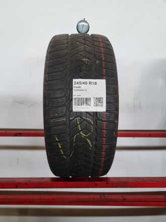 Gomma usata Pirelli Sottozero 3 245/40 R18 Invernale